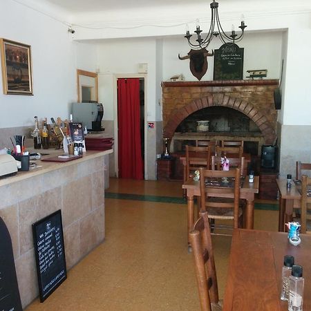 Hotel Restaurant L'Agachon Albaron 외부 사진